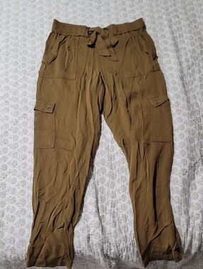Ankle Length Cargo Pants - Olive Brown